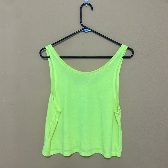 A bright yellow t shirt - Picture 2 of 2